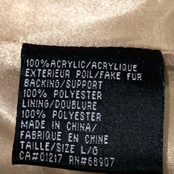 Le Chateau faux fur ladies jacket NWOT - Picture 7 of 7